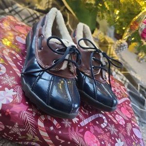 Anne Klein sport size 9